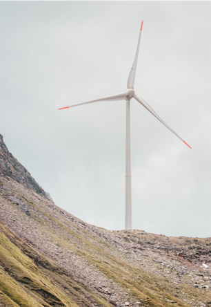 Ponemos en marcha el parque eólico MAMUT (2,4MW), y desarrollamos nuevos modelos de negocio orientados a la venta de energía: comunidades energéticas, PPAs, Peer 2 peer, comunidades virtuales.