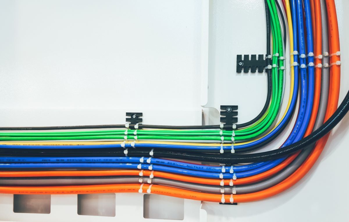 cables-presupuesto-instalación-eléctrica