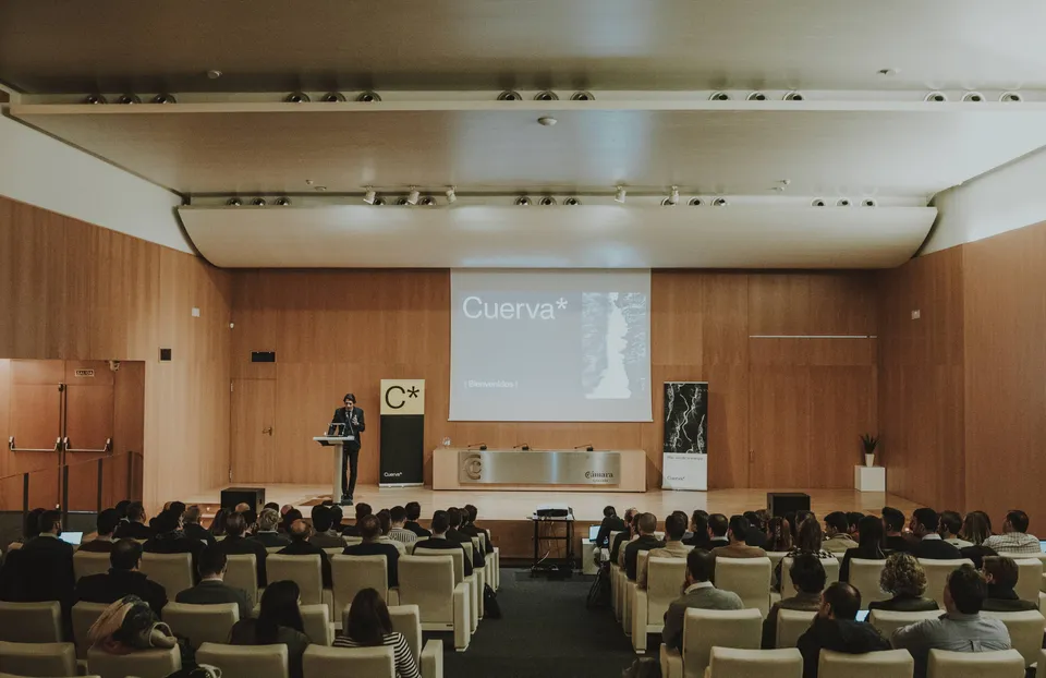 Presentación en Cámara de Comercio de Granada de las Jornadas de Innovación en Cuerva